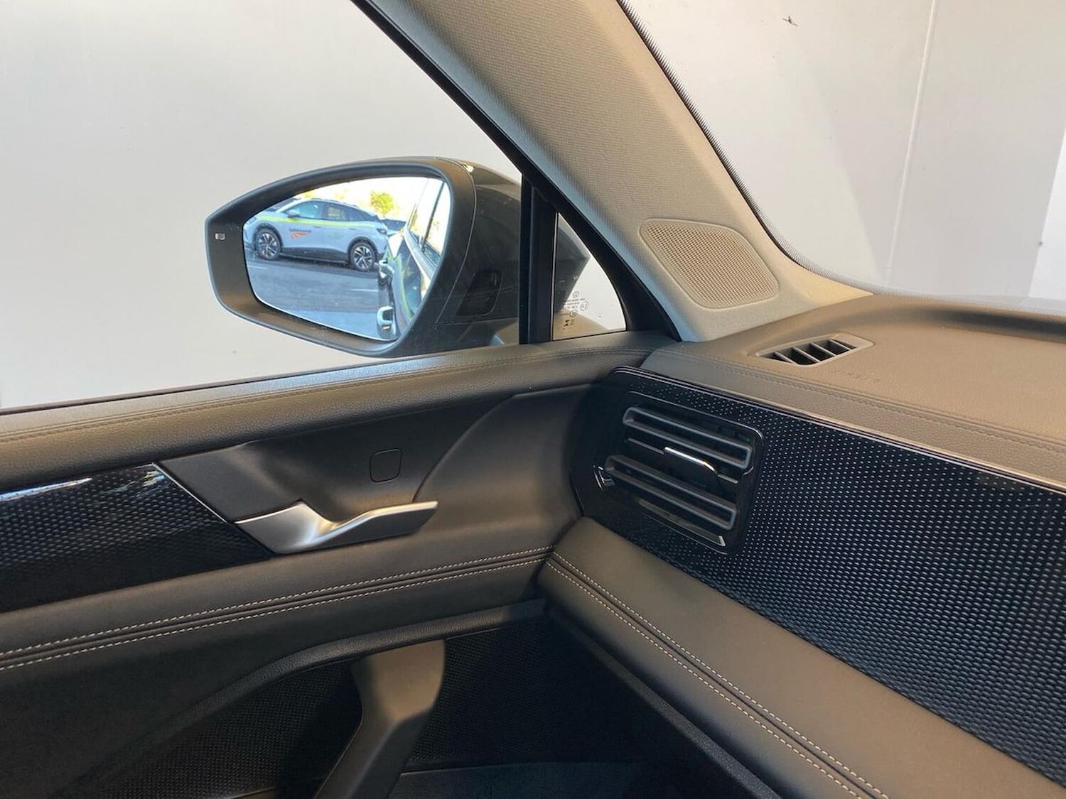 Used Volkswagen Tiguan 2024 for sale - 76694598: Photo 29