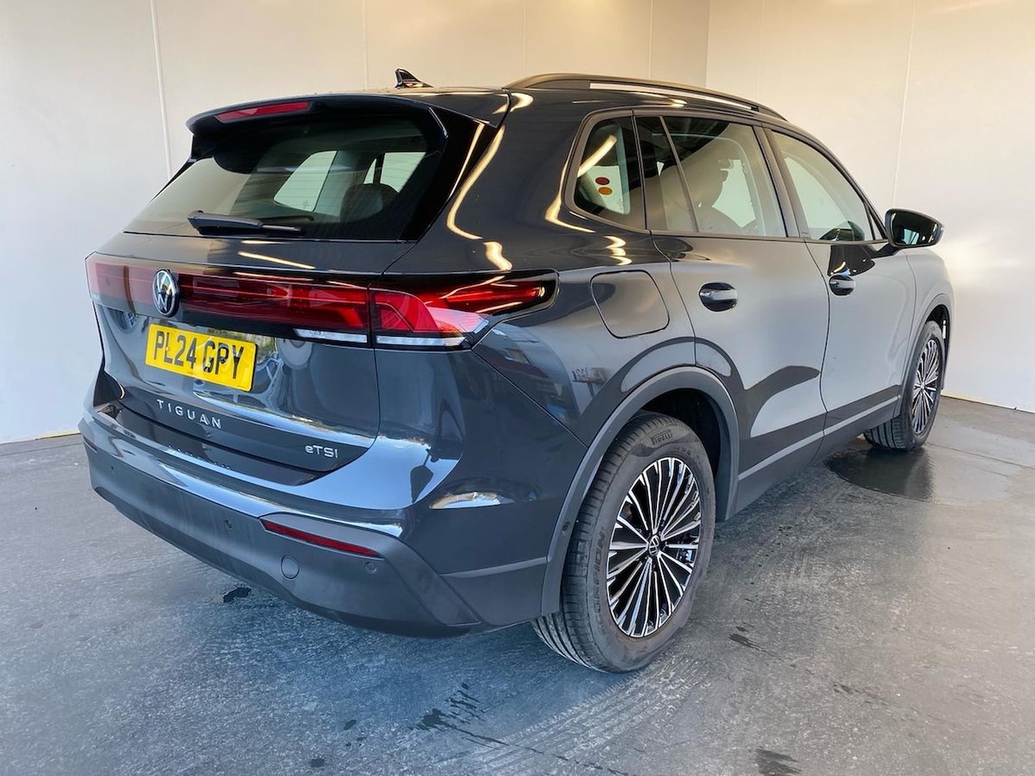 Used Volkswagen Tiguan 2024 for sale - 76694598: Photo 34