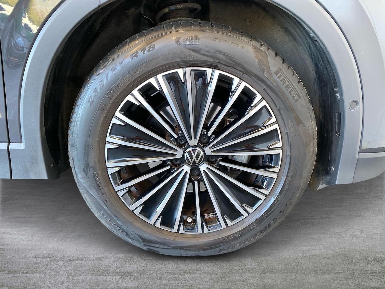 Used Volkswagen Tiguan 2024 for sale - 76694598: Photo 6