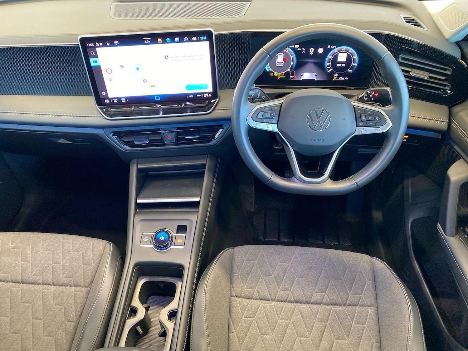 Used Volkswagen Tiguan 2024 for sale - 76694598: Photo 9