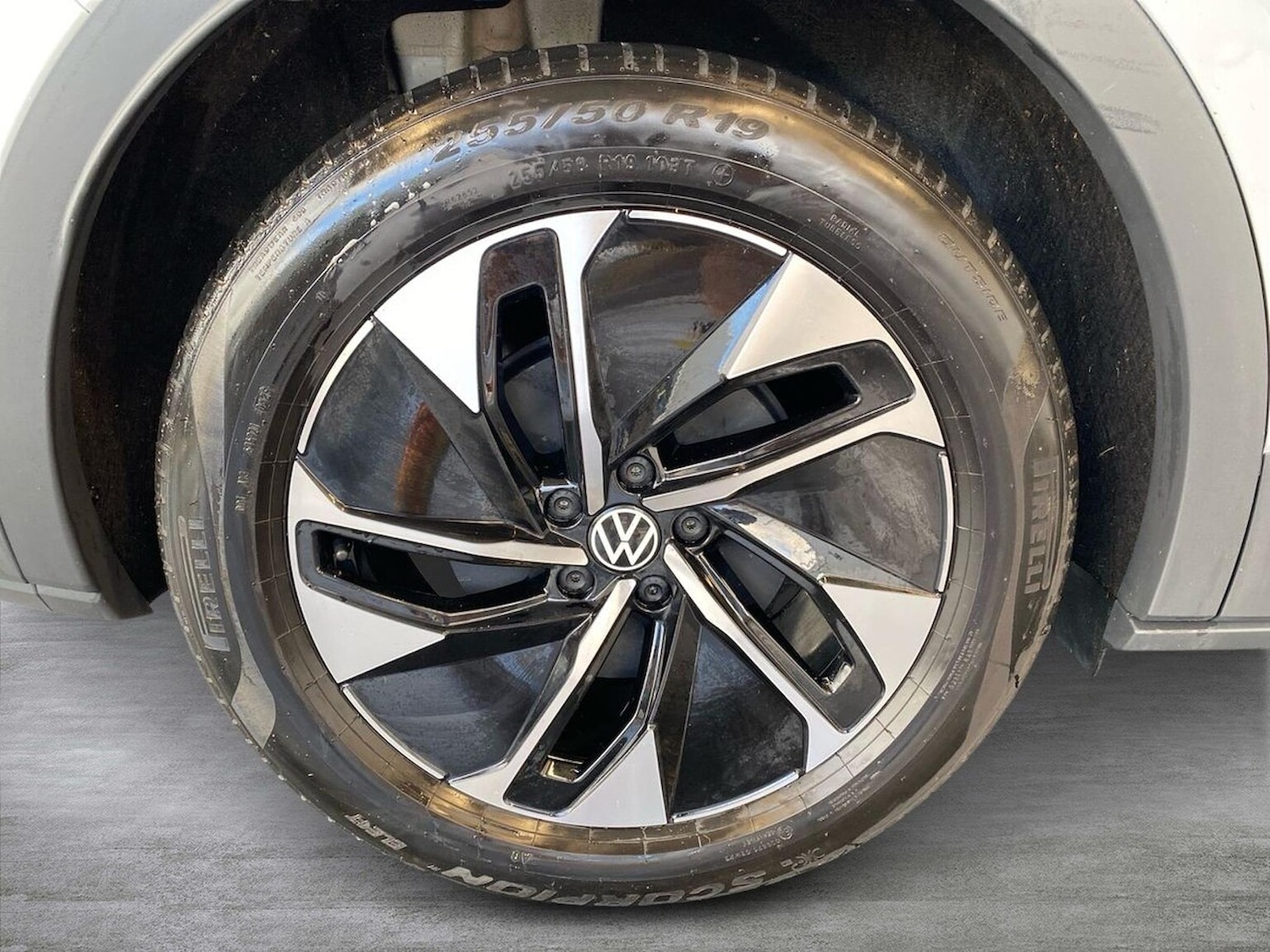 Used Volkswagen ID.4 2025 for sale - 76725904: Photo 6