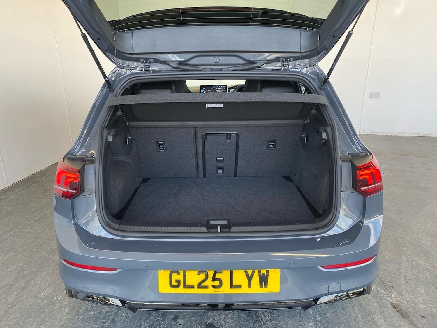 Used Volkswagen Golf 2025 for sale - 78176515: Photo 17