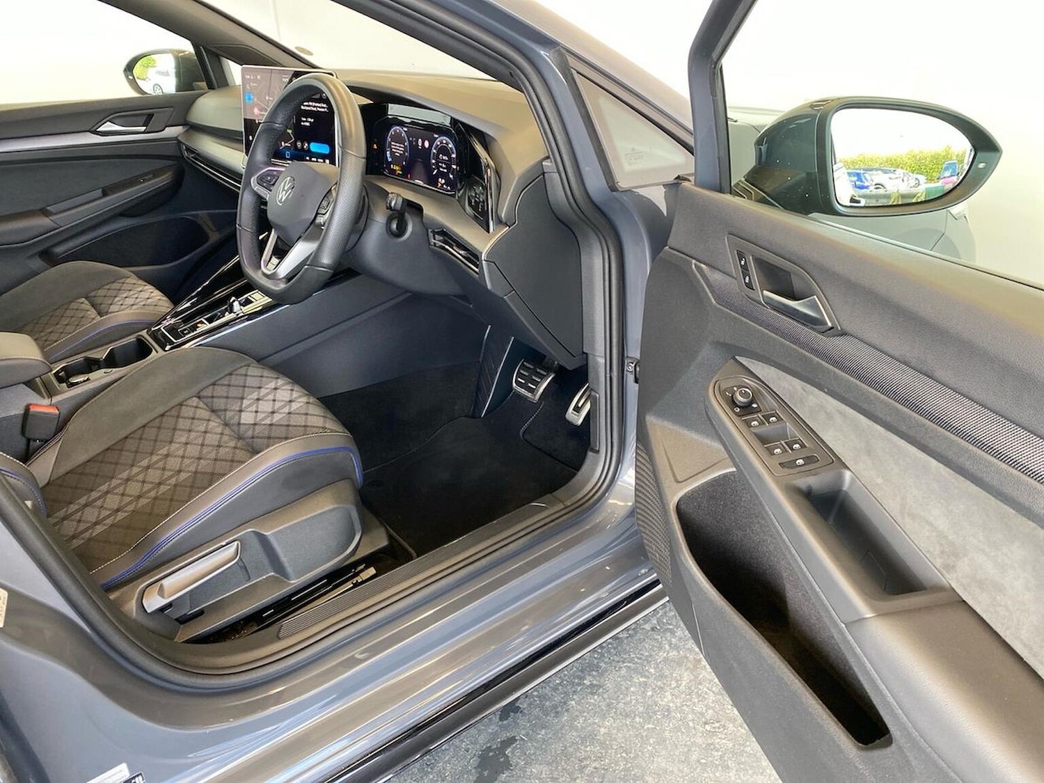 Used Volkswagen Golf 2025 for sale - 78176515: Photo 21