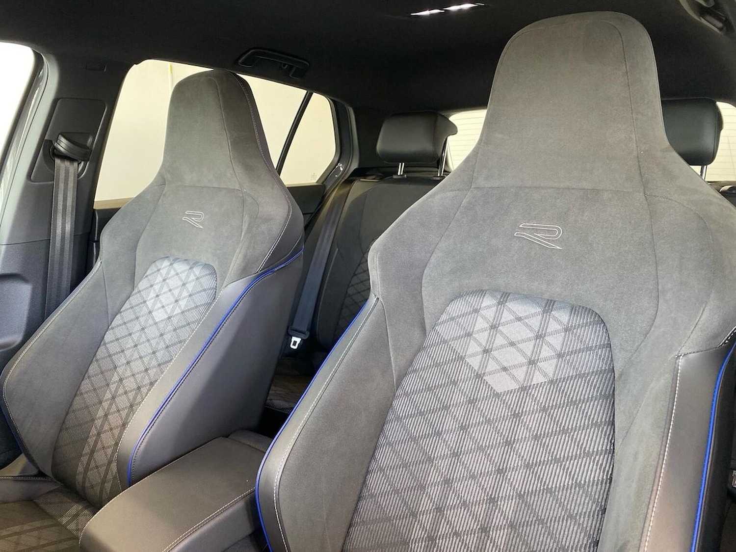 Used Volkswagen Golf 2025 for sale - 78176515: Photo 41