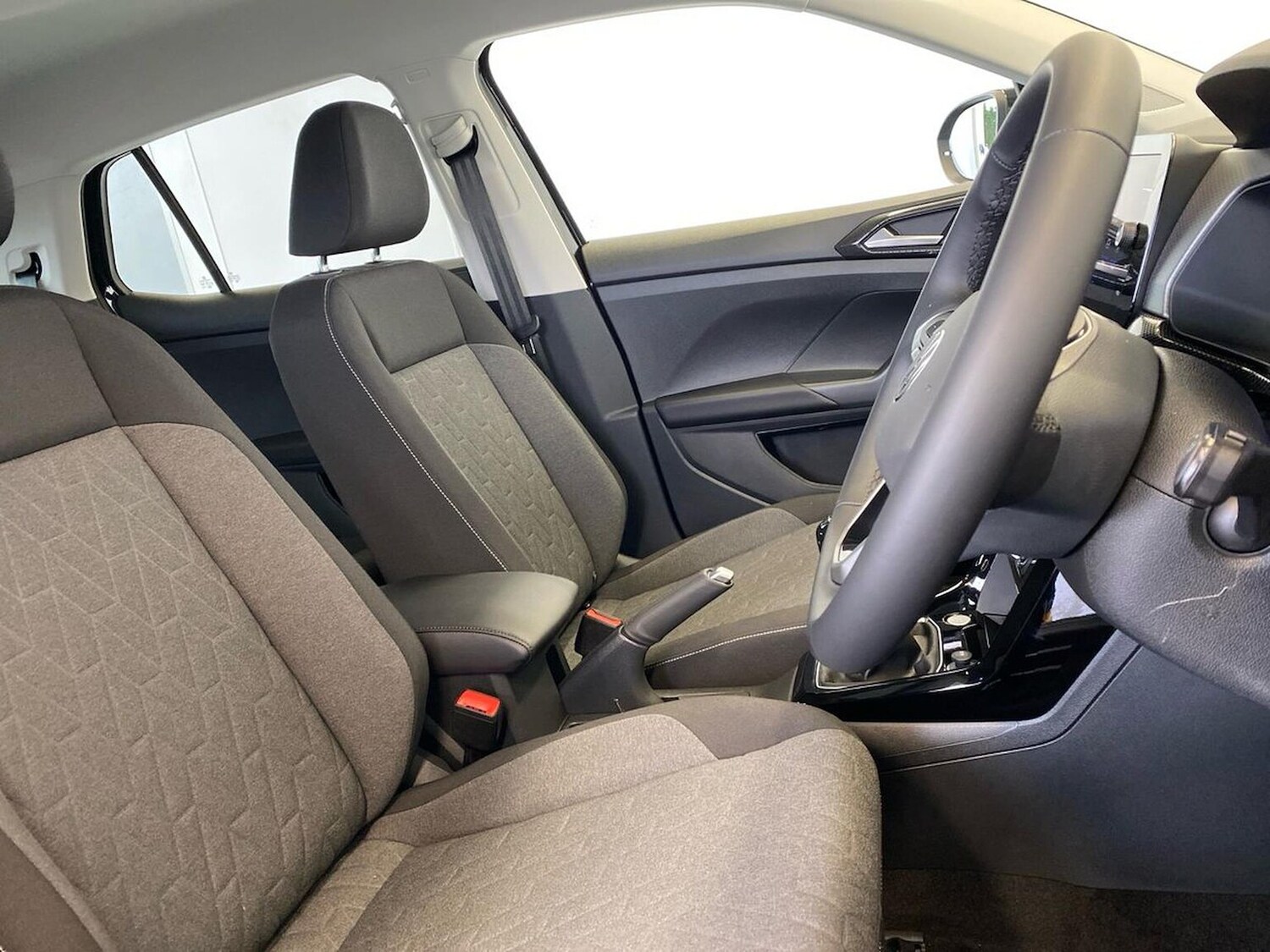 Used Volkswagen T-Cross 2026 for sale - 77901693: Photo 32