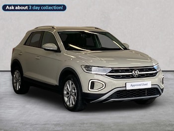 Used Volkswagen T-Roc 2023 for sale - 79423993: Photo