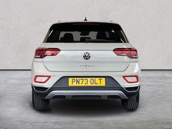 Used Volkswagen T-Roc 2023 for sale - 79423993: Photo