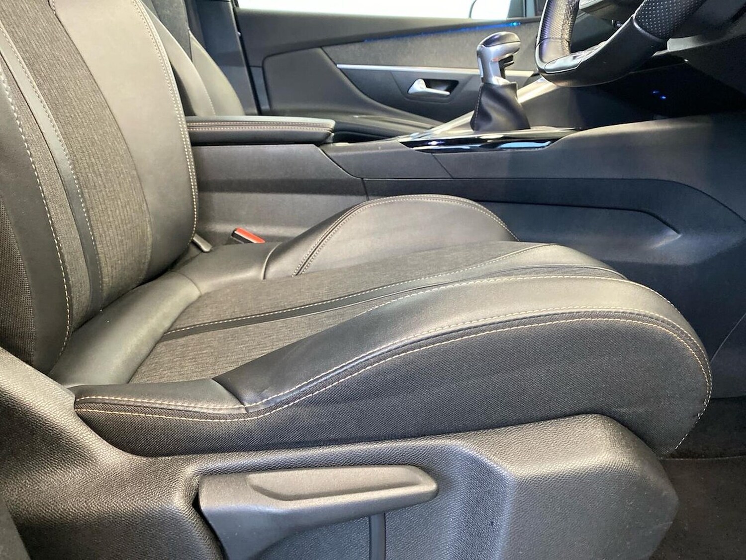 Used Peugeot 3008 2019 for sale - 77888590: Photo 30