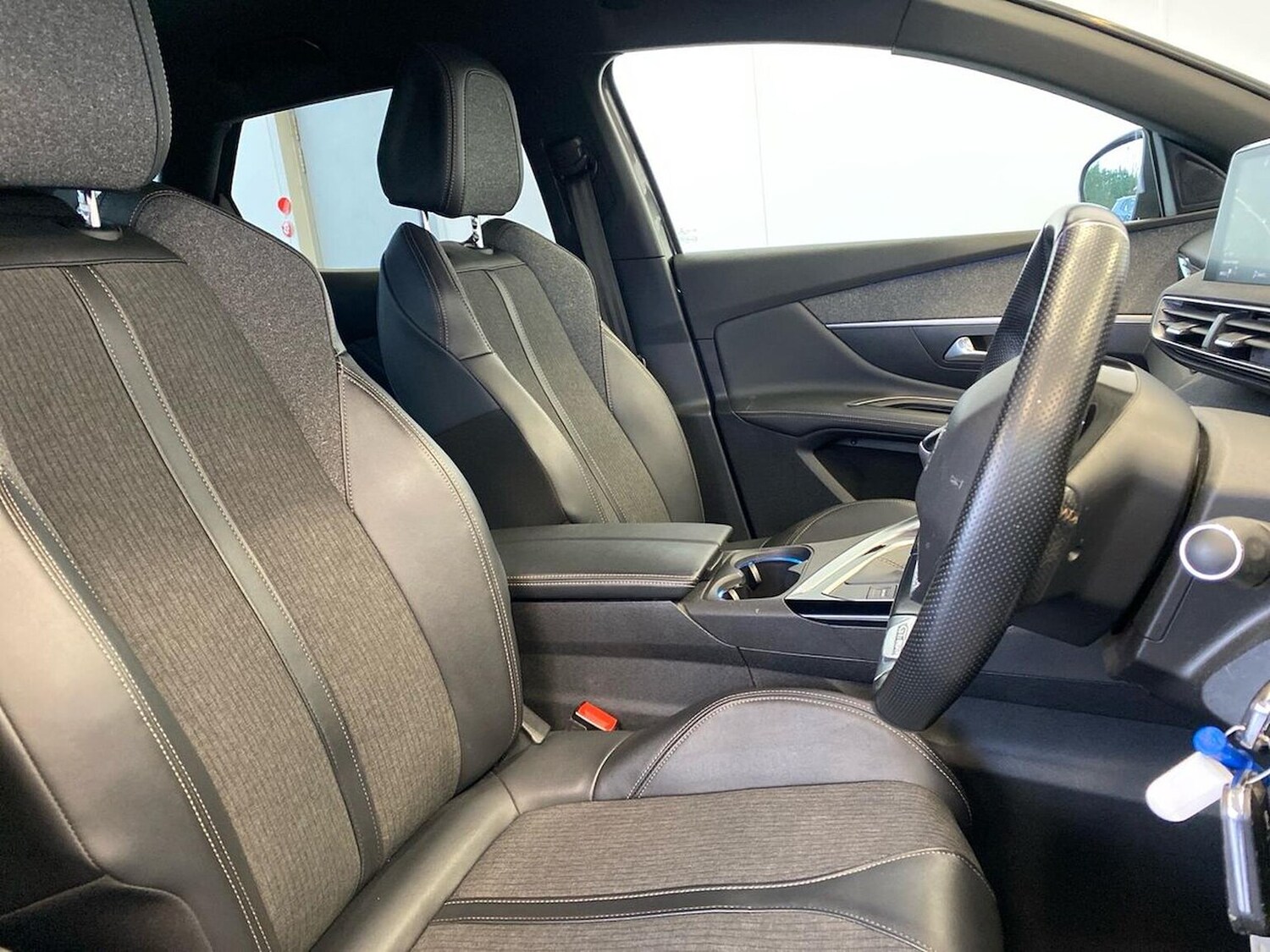 Used Peugeot 3008 2019 for sale - 77888590: Photo 32