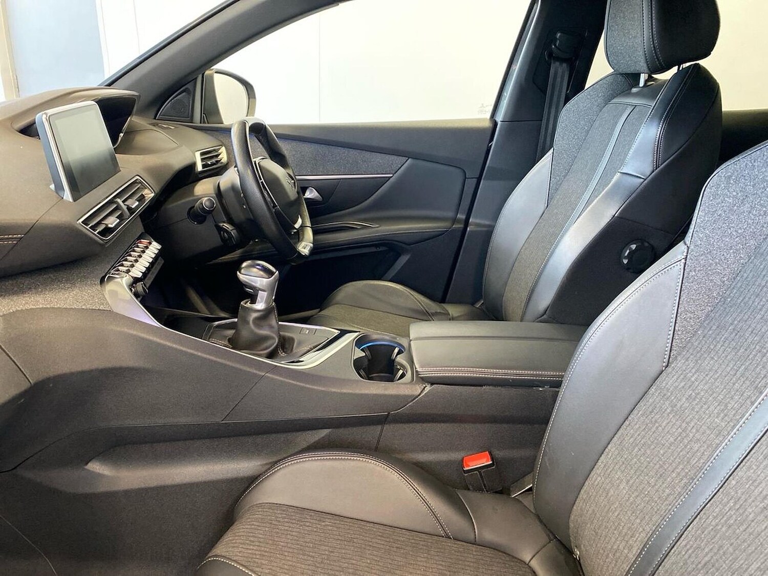 Used Peugeot 3008 2019 for sale - 77888590: Photo 39