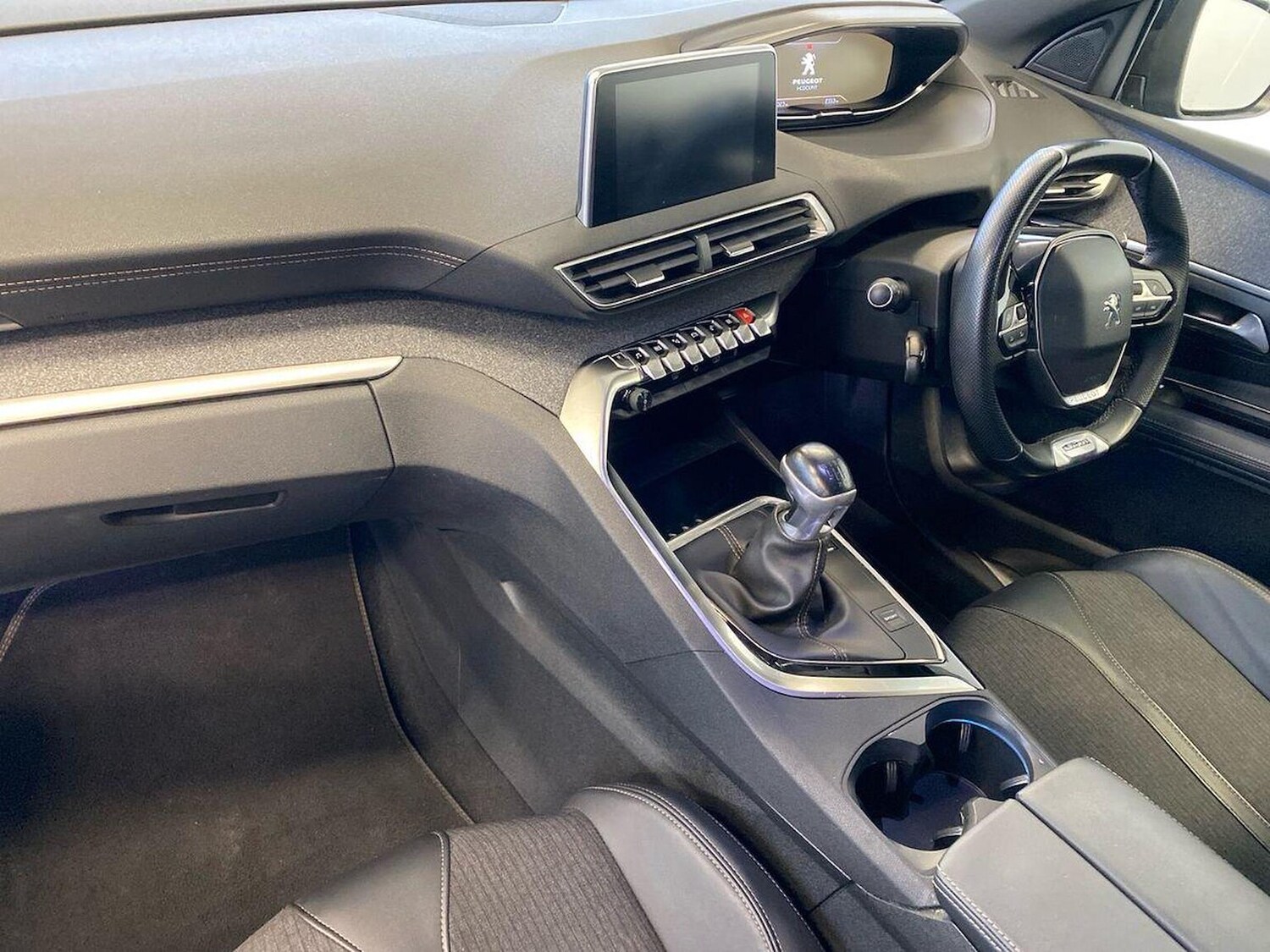 Used Peugeot 3008 2019 for sale - 77888590: Photo 7