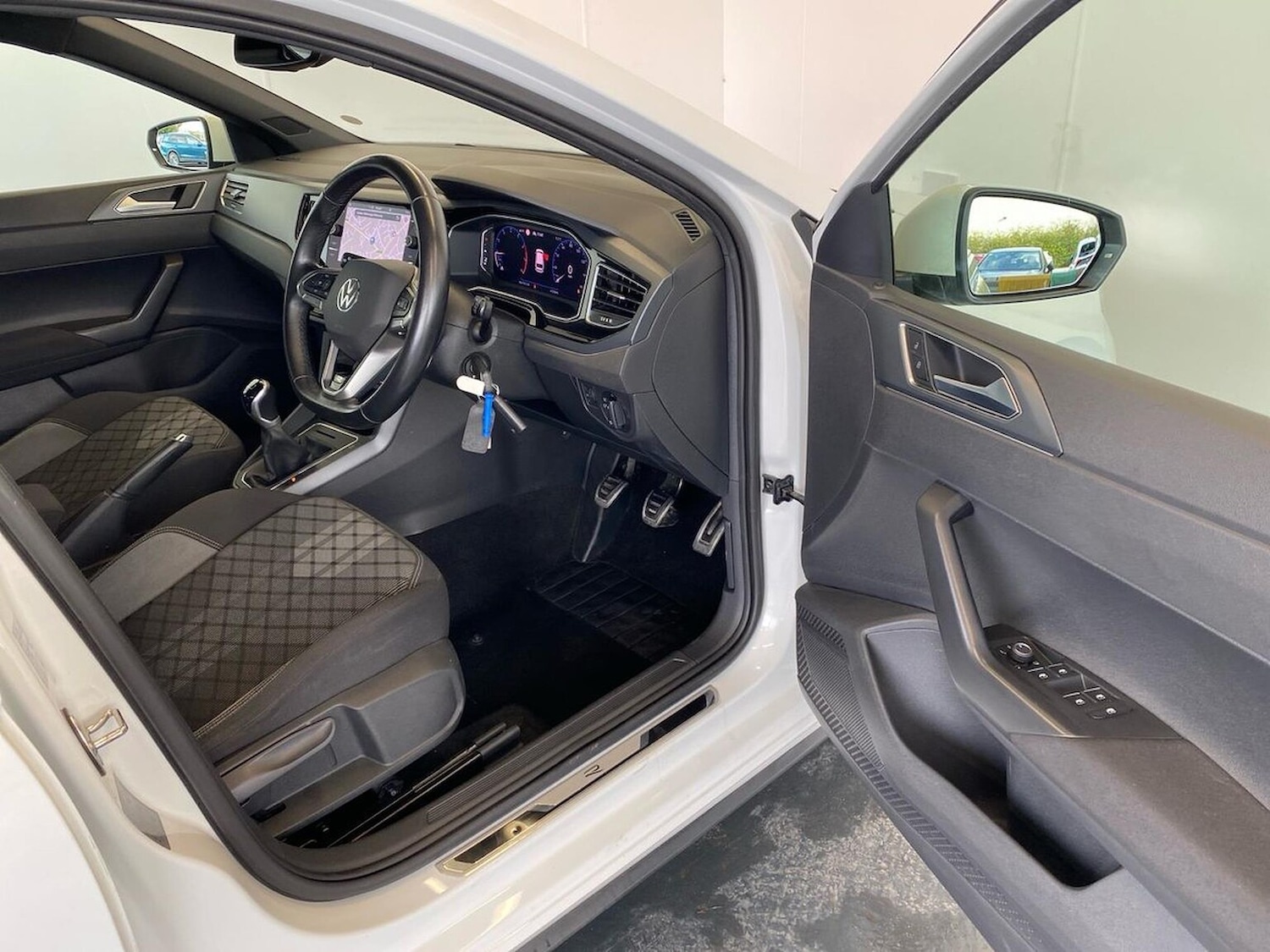 Used Volkswagen Polo 2023 for sale - 78131803: Photo 21