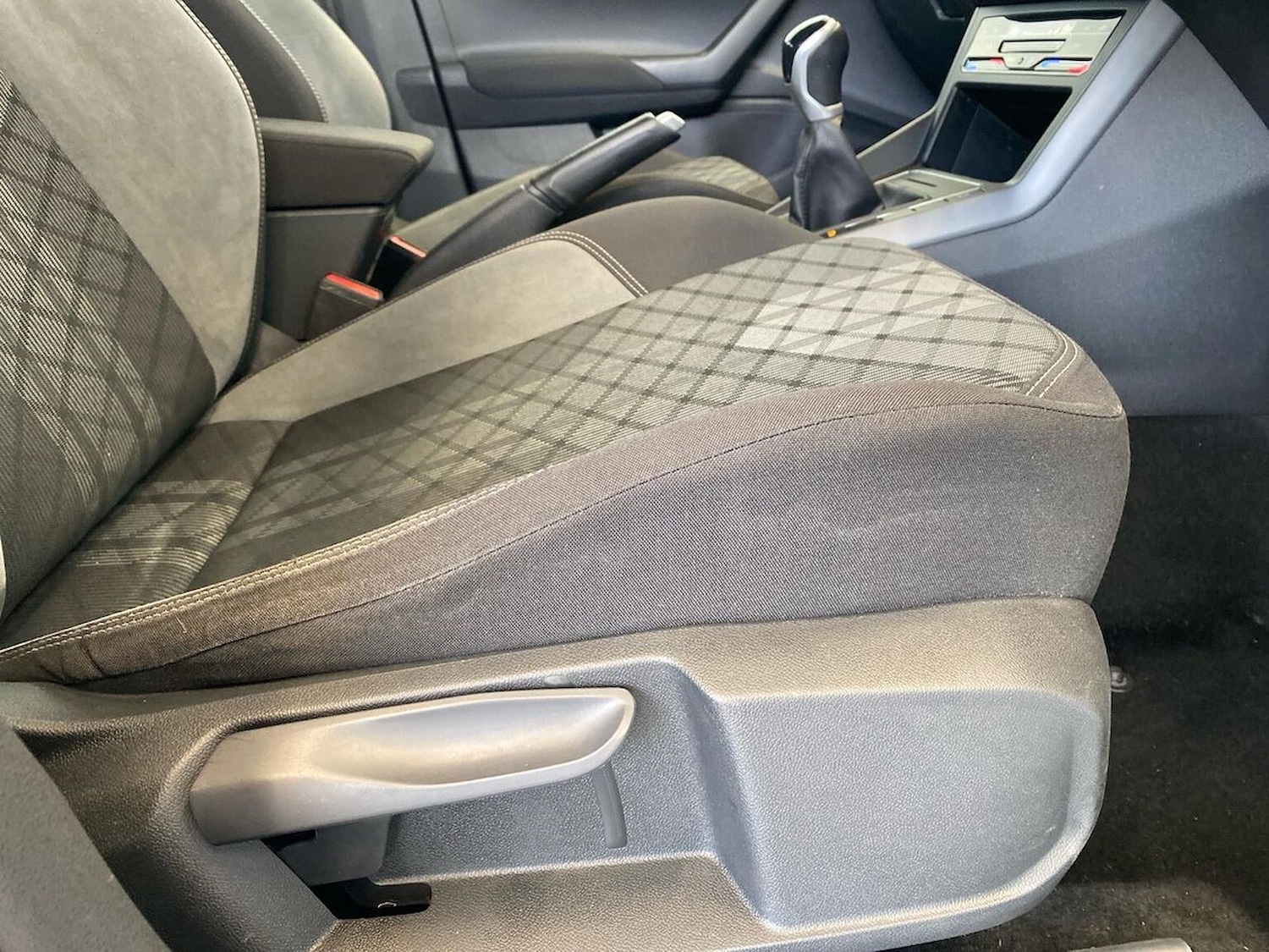 Used Volkswagen Polo 2023 for sale - 78131803: Photo 30