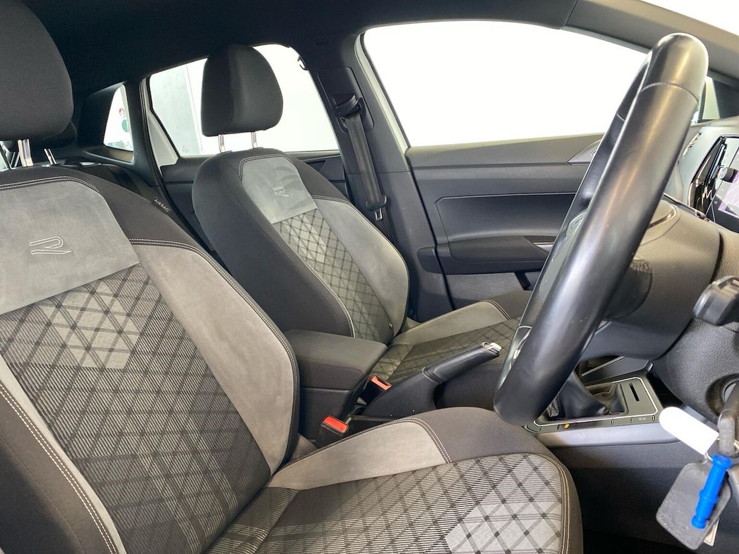 Used Volkswagen Polo 2023 for sale - 78131803: Photo 32