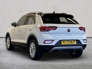 Used Volkswagen T-Roc 2023 for sale - 76859250: Photo