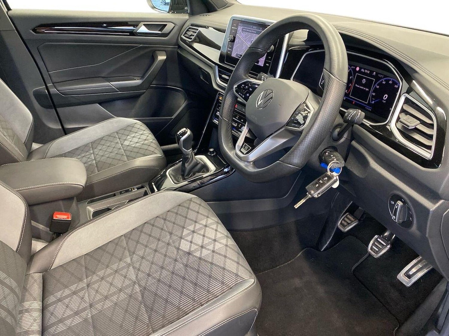 Used Volkswagen T-Roc 2022 for sale - 76794907: Photo 15