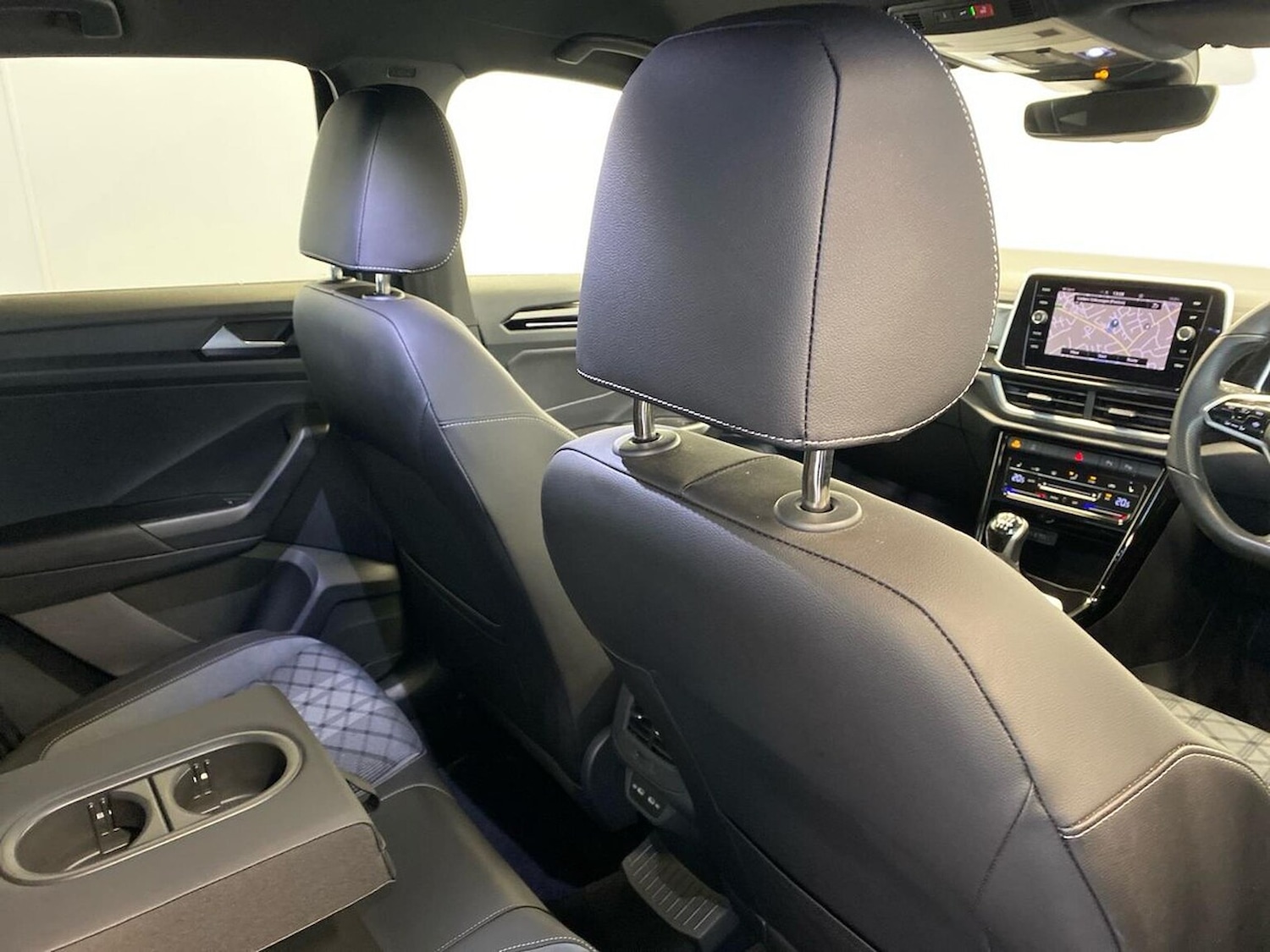 Used Volkswagen T-Roc 2022 for sale - 76794907: Photo 21