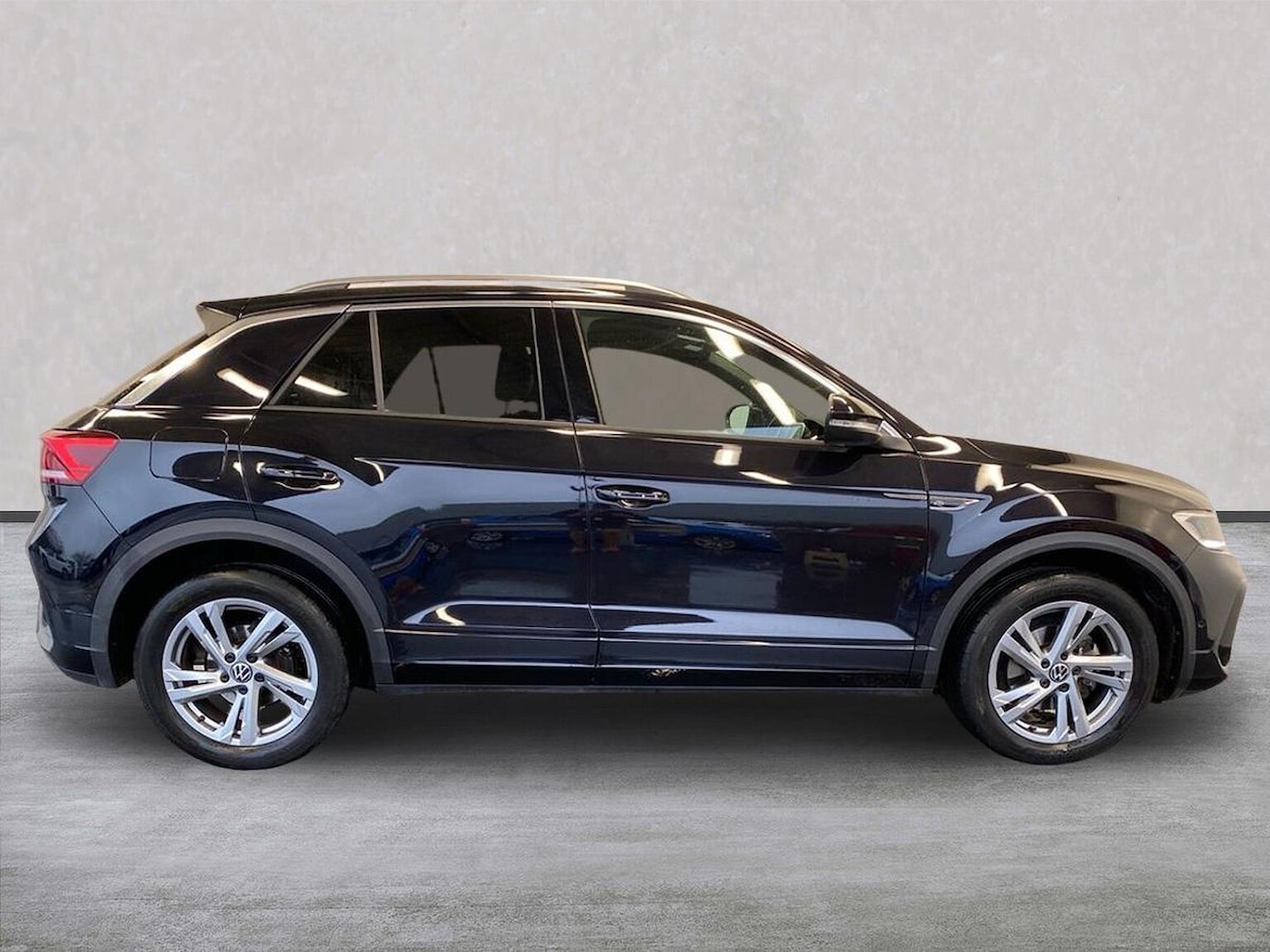 Used Volkswagen T-Roc 2022 for sale - 76794907: Photo 3