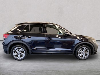 Used Volkswagen T-Roc 2022 for sale - 76794907: Photo