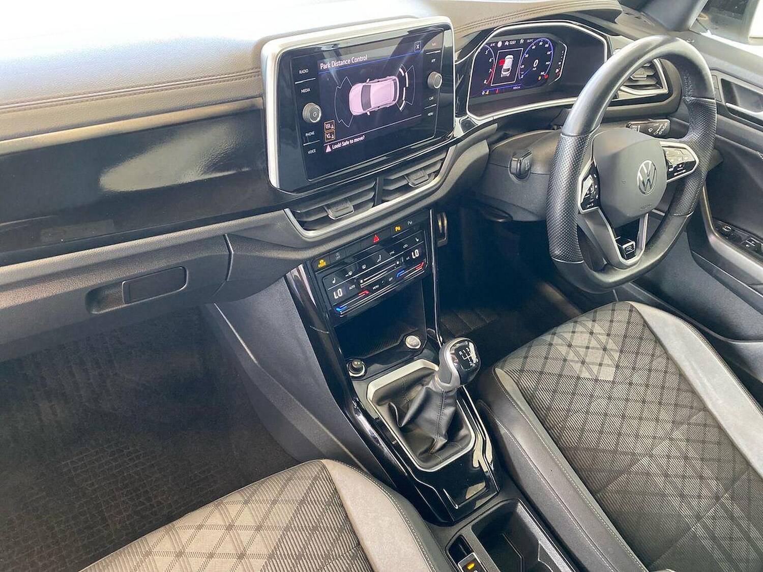 Used Volkswagen T-Roc 2022 for sale - 75994950: Photo 7