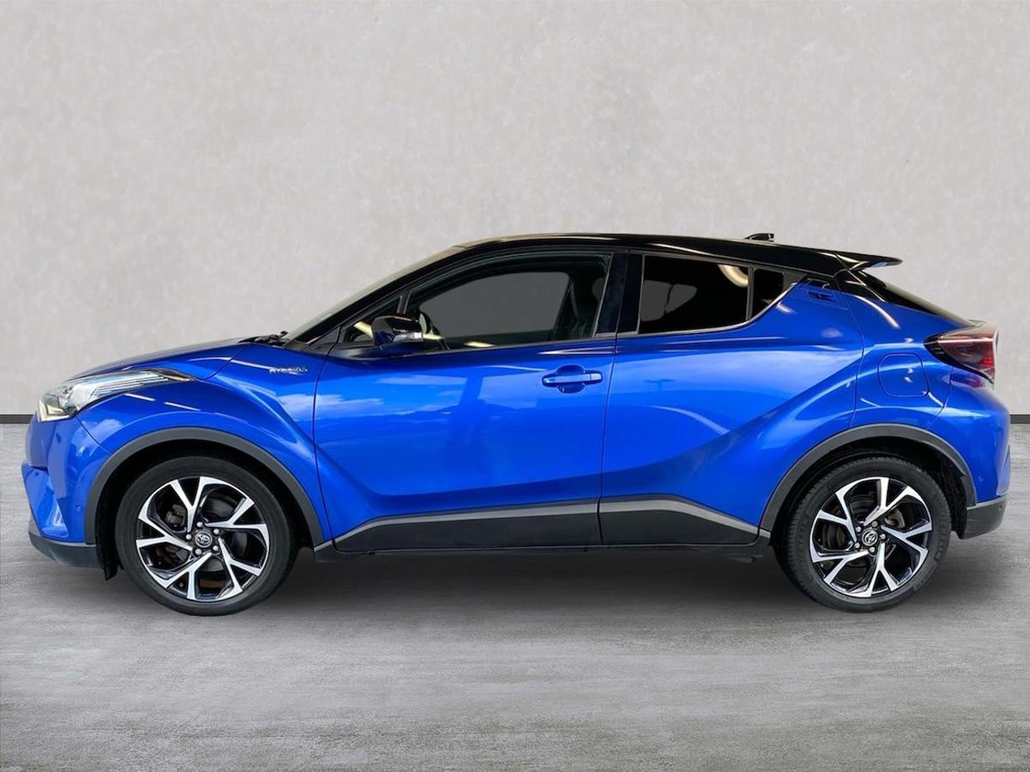 Used Toyota C-HR 2018 for sale - 76353679: Photo 19