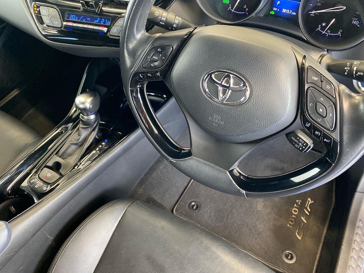 Used Toyota C-HR 2018 for sale - 76353679: Photo 27