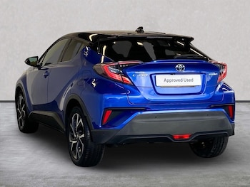 Used Toyota C-HR 2018 for sale - 76353679: Photo