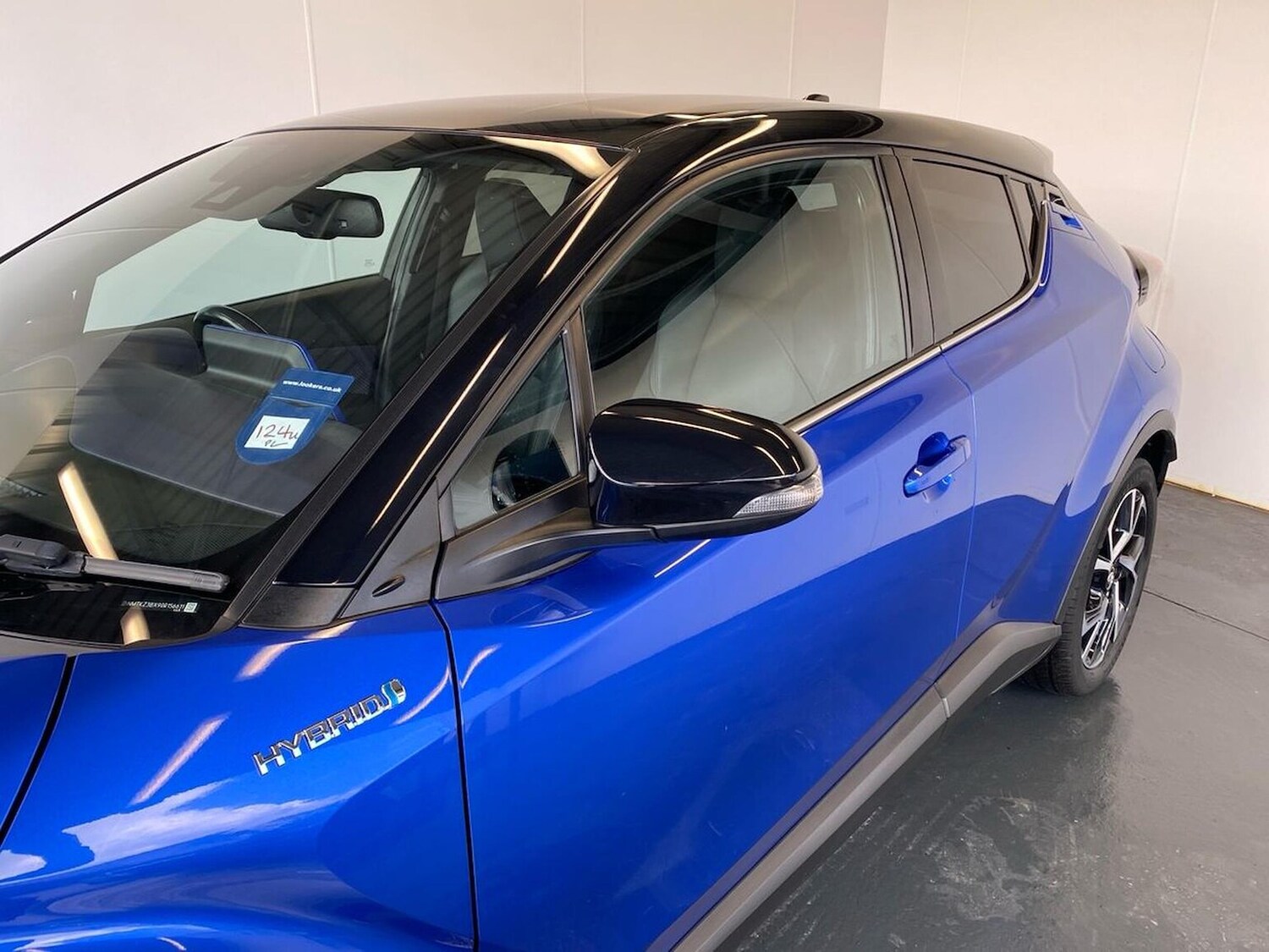 Used Toyota C-HR 2018 for sale - 76353679: Photo 37