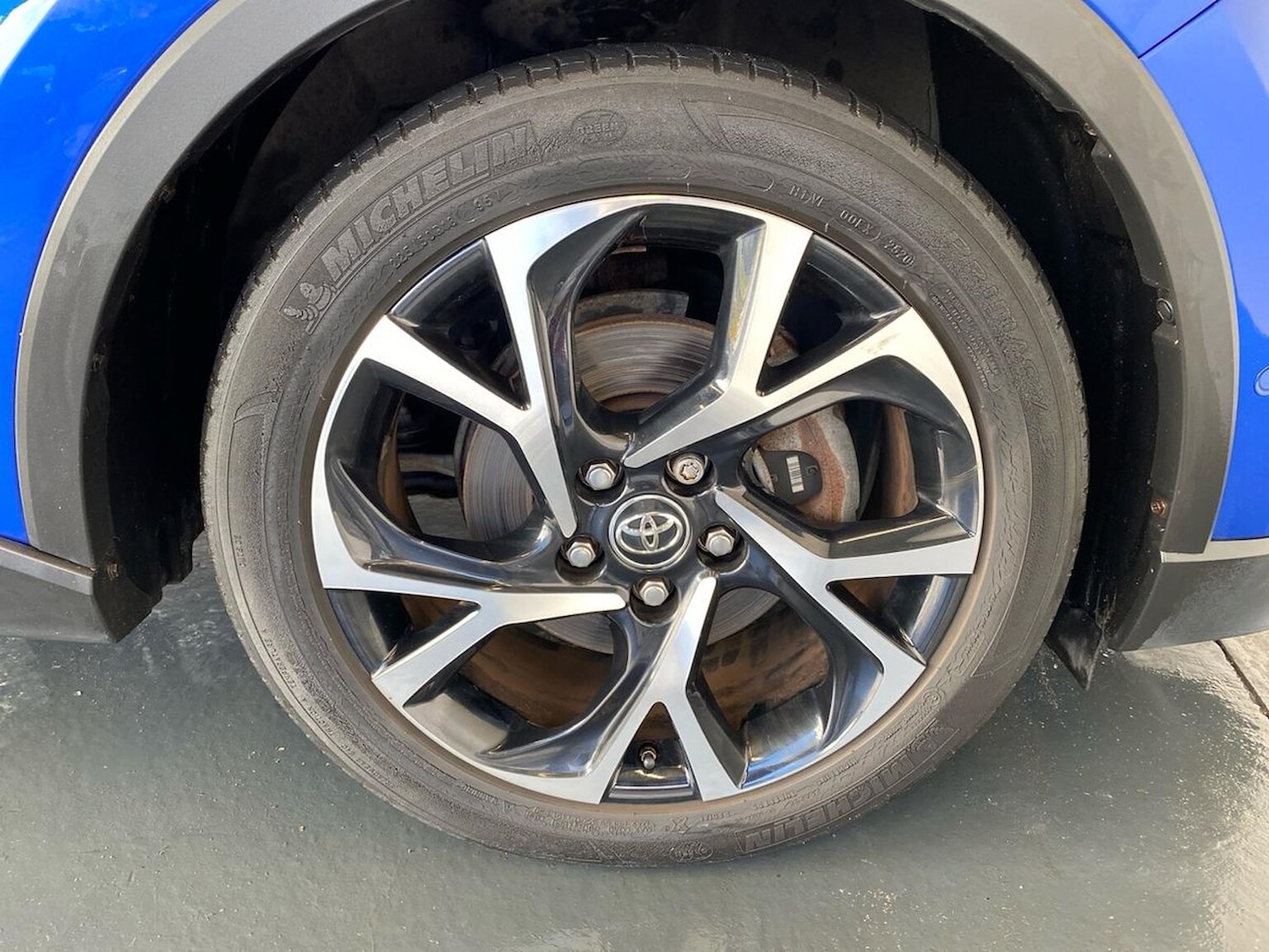 Used Toyota C-HR 2018 for sale - 76353679: Photo 6