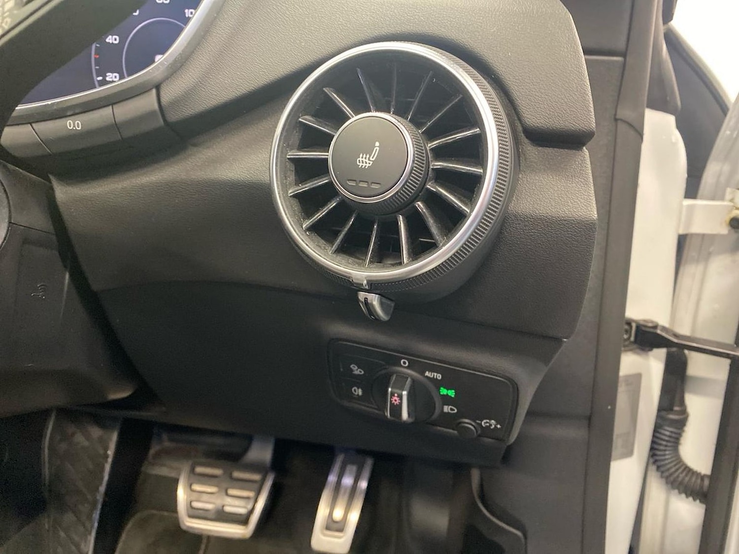 Used Audi TT 2016 for sale - 76979910: Photo 13