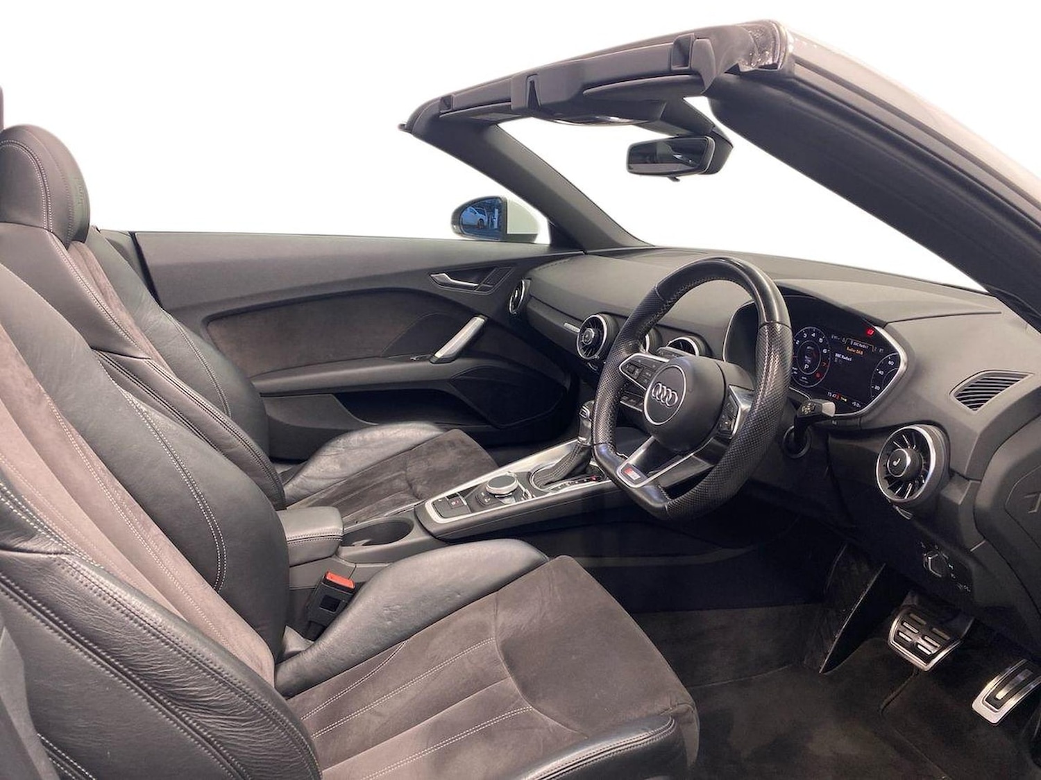 Used Audi TT 2016 for sale - 76979910: Photo 17