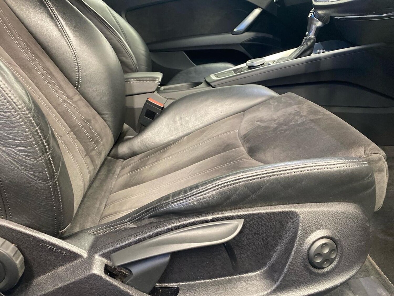 Used Audi TT 2016 for sale - 76979910: Photo 32