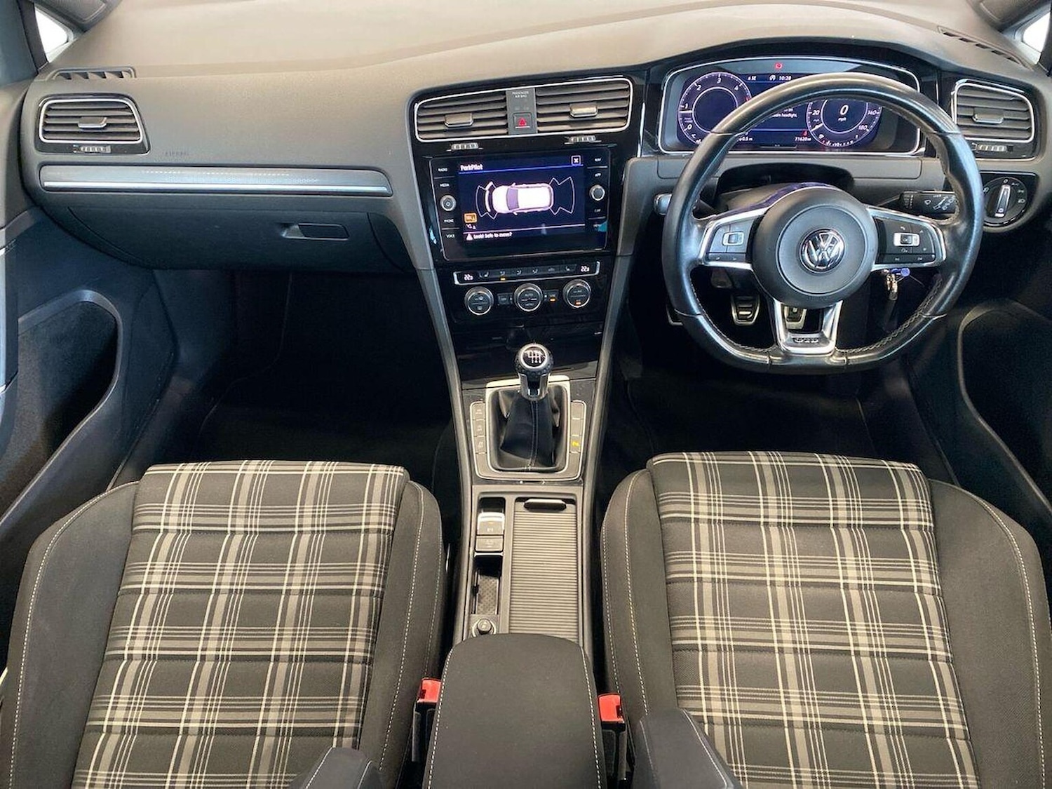 Used Volkswagen Golf 2018 for sale - 76970007: Photo 10