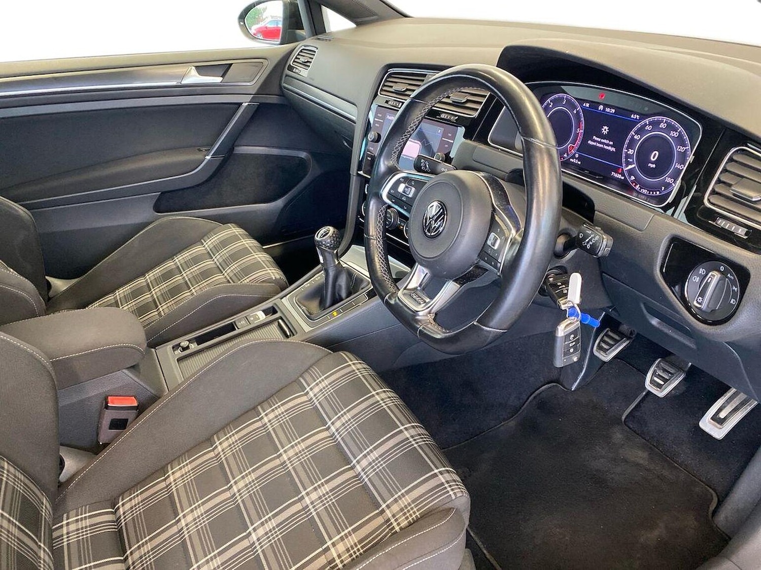 Used Volkswagen Golf 2018 for sale - 76970007: Photo 17