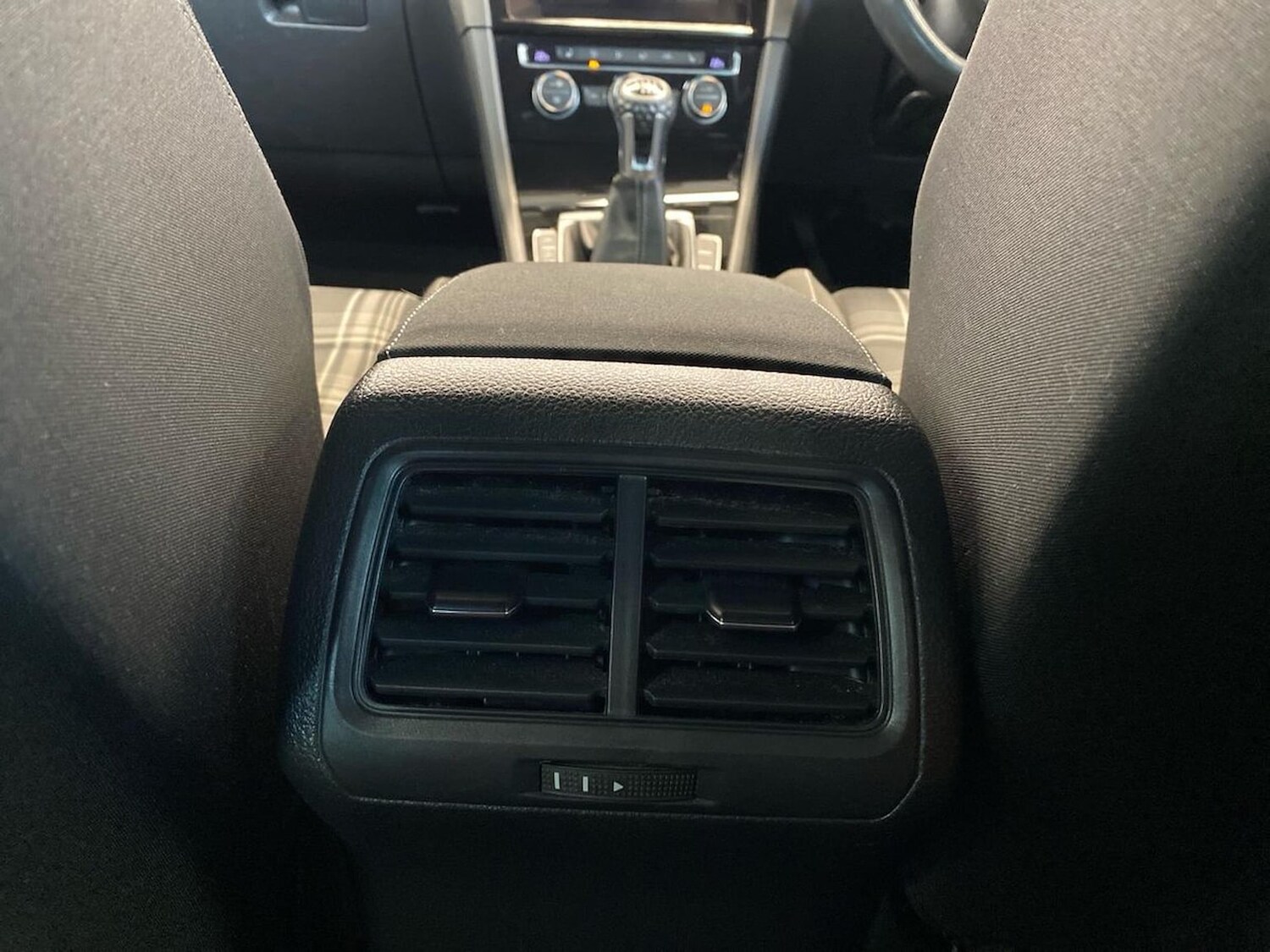 Used Volkswagen Golf 2018 for sale - 76970007: Photo 28