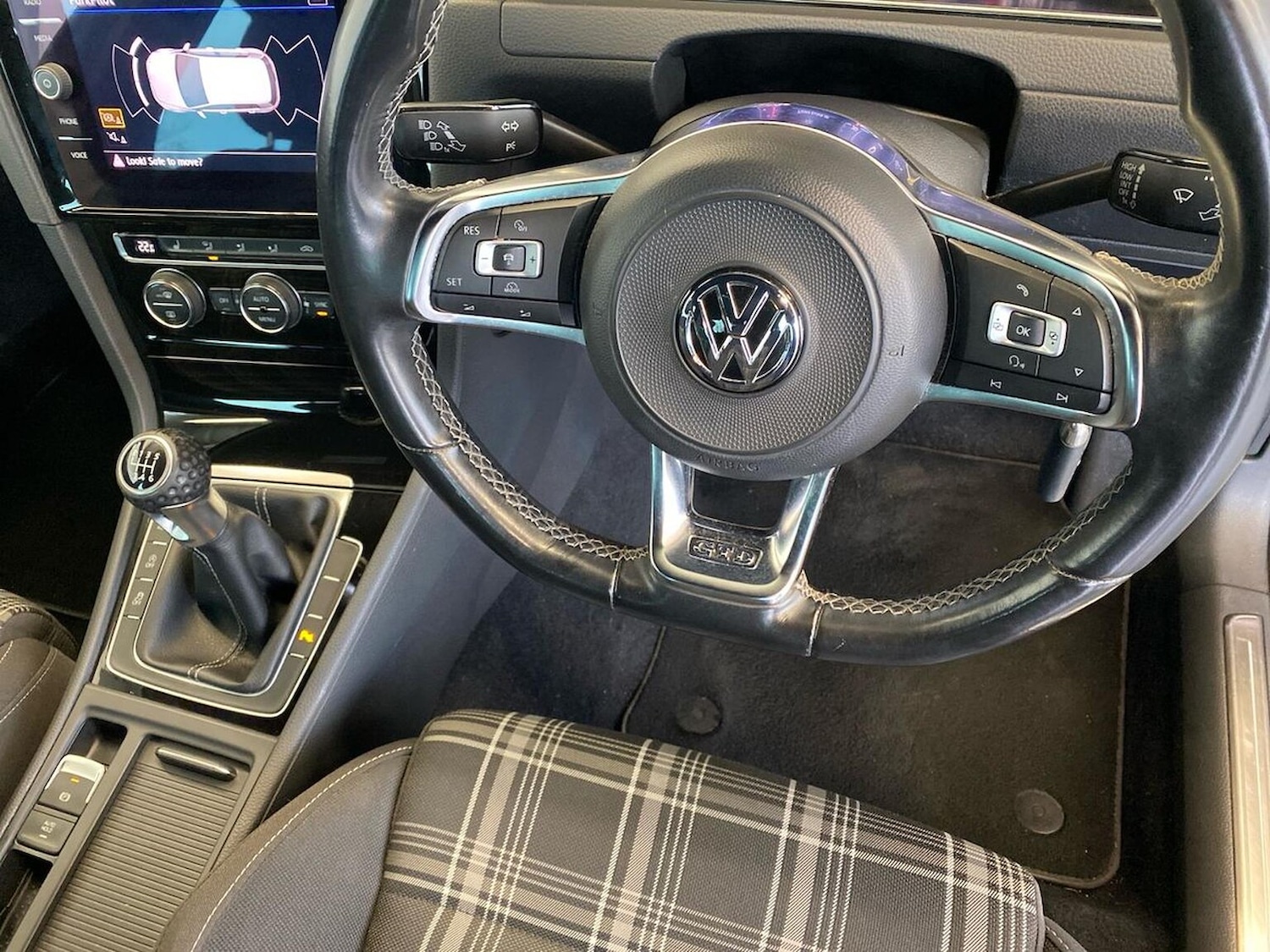 Used Volkswagen Golf 2018 for sale - 76970007: Photo 29