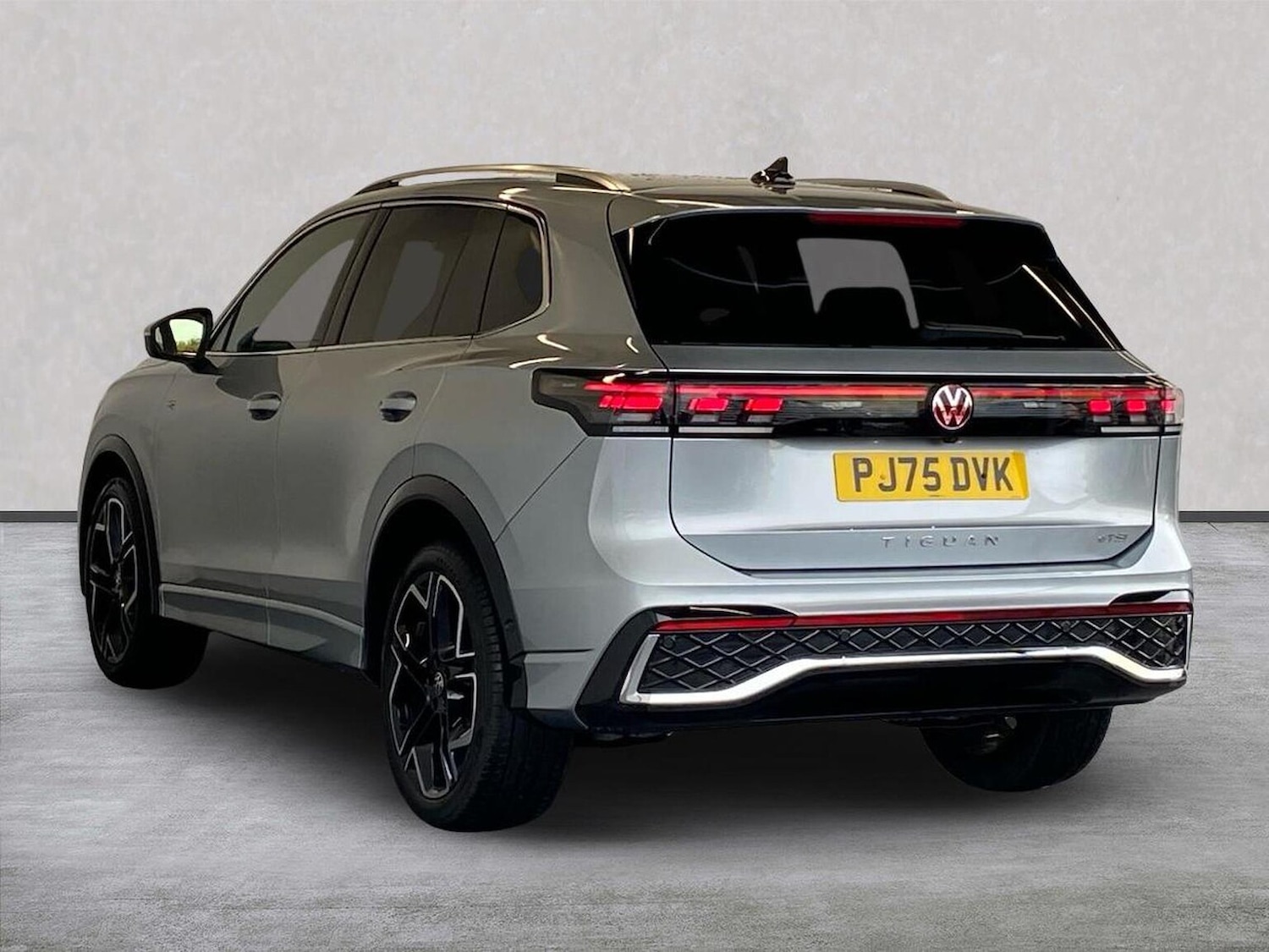 Used Volkswagen Tiguan 2025 for sale - 77488763: Photo 2