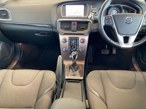 Used Volvo V40 2018 for sale - 76275113: Photo 12
