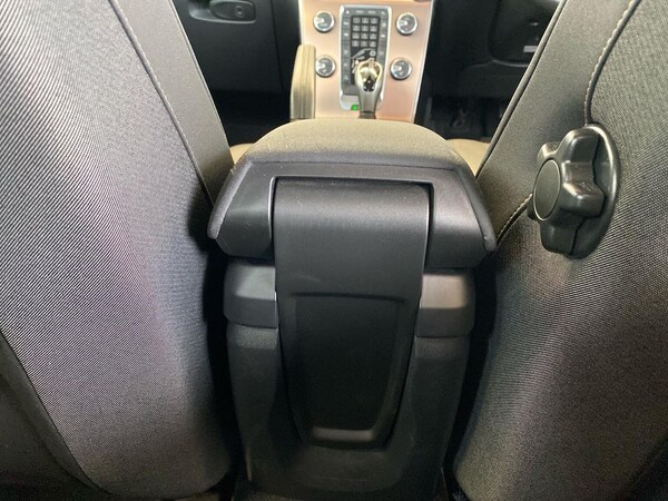 Used Volvo V40 2018 for sale - 76275113: Photo 26