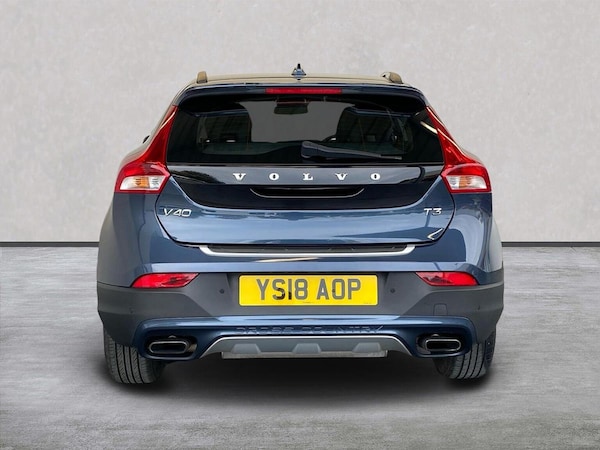 Used Volvo V40 2018 for sale - 76275113: Photo 4