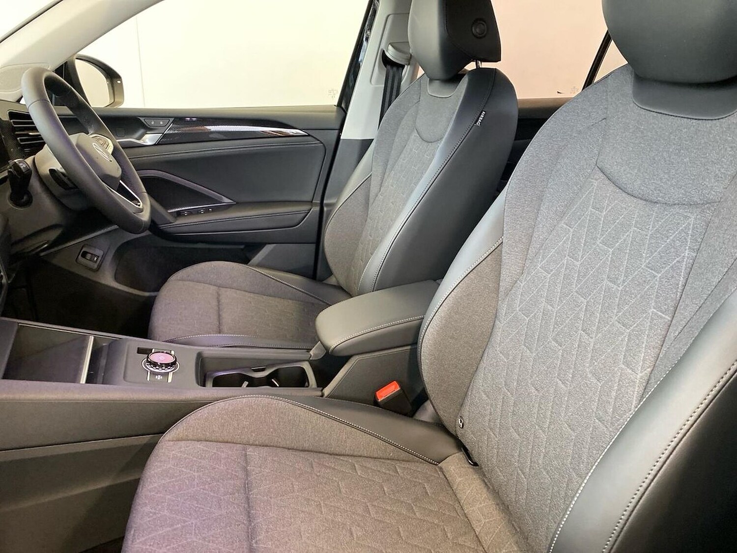 Used Volkswagen Tiguan 2025 for sale - 77488806: Photo 40