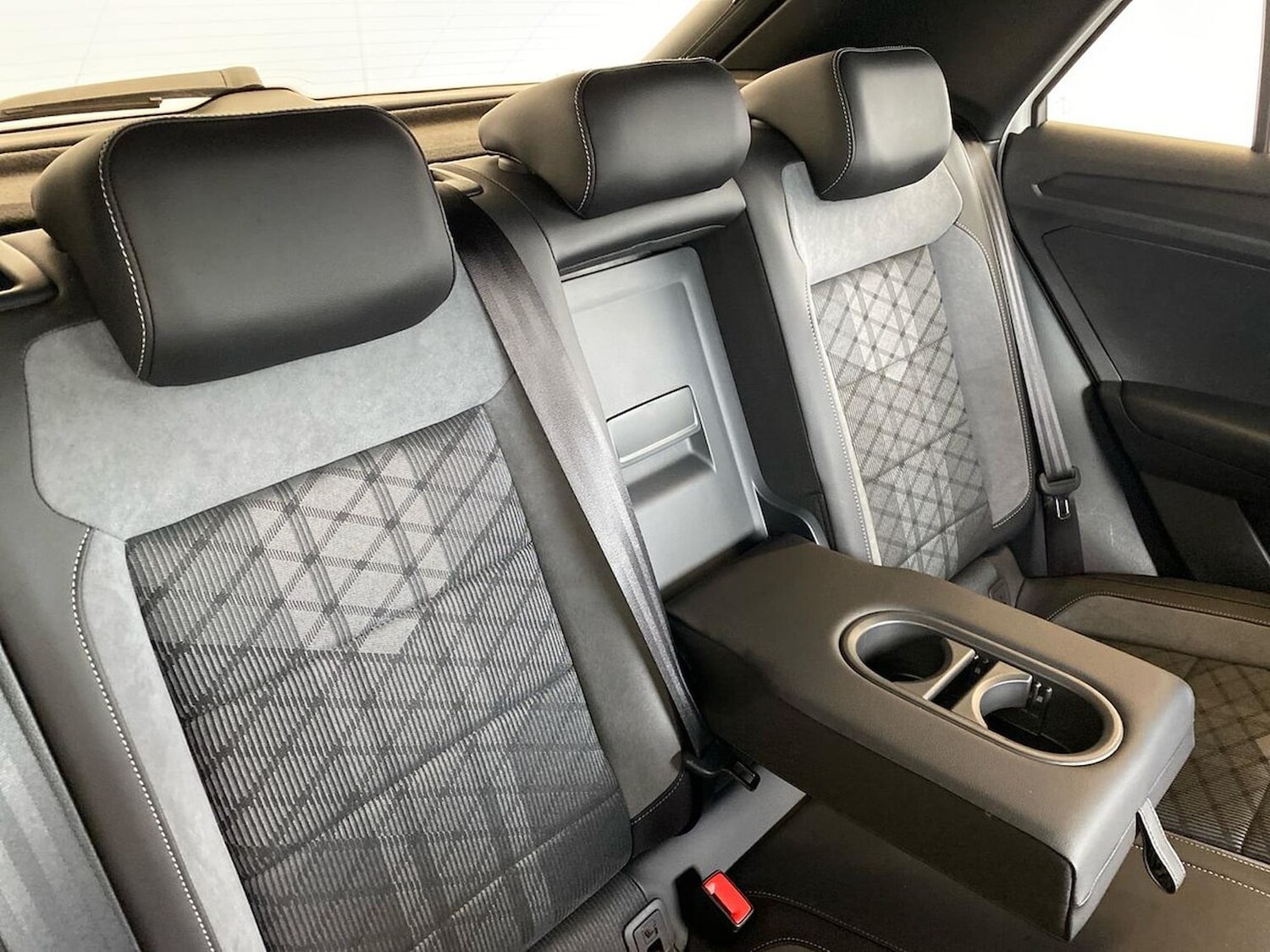 Used Volkswagen T-Roc 2025 for sale - 78194838: Photo 16