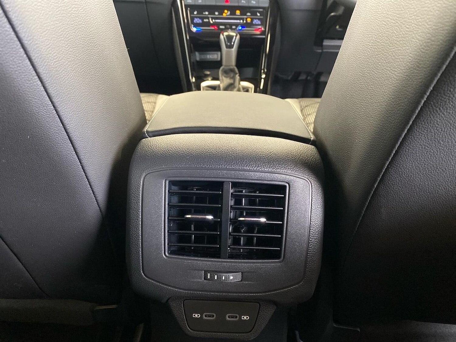 Used Volkswagen T-Roc 2025 for sale - 78194838: Photo 26