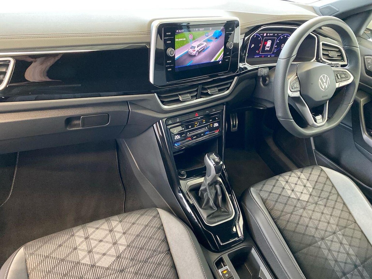 Used Volkswagen T-Roc 2025 for sale - 78194838: Photo 7