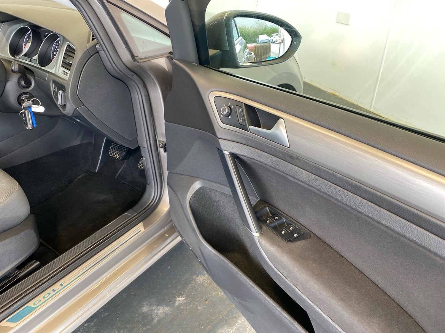 Used Volkswagen Golf 2017 for sale - 78195144: Photo 21