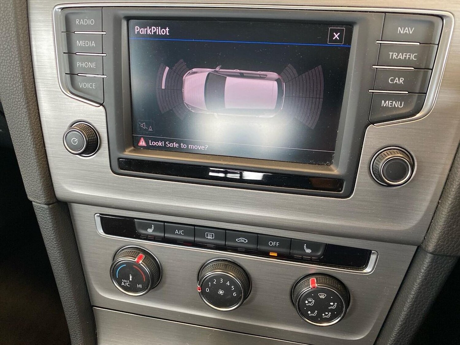 Used Volkswagen Golf 2017 for sale - 78195144: Photo 23