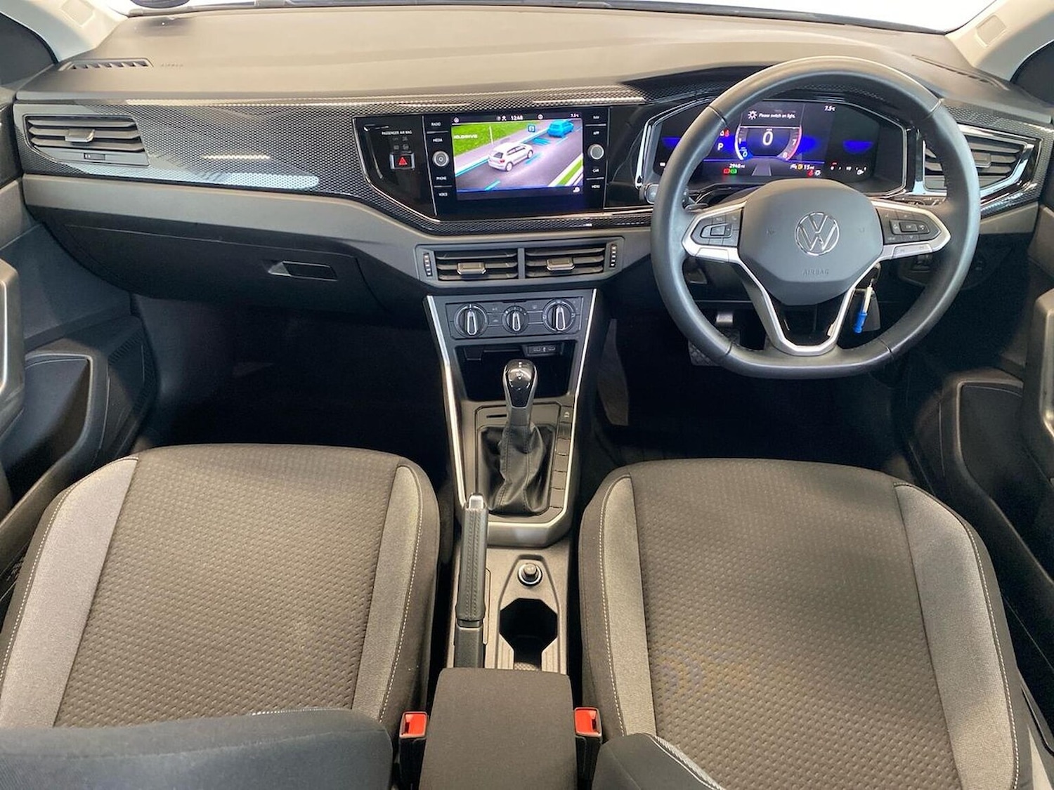 Used Volkswagen Polo 2024 for sale - 76418258: Photo 8