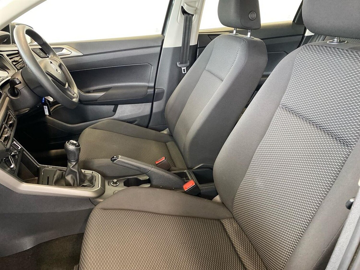 Used Volkswagen Polo 2019 for sale - 77090024: Photo 40