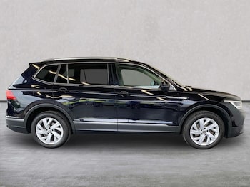 Used Volkswagen Tiguan Allspace 2022 for sale - 79342415: Photo