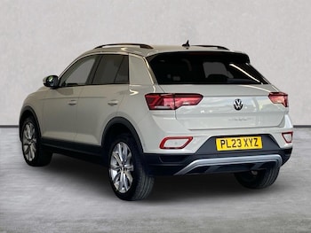 Used Volkswagen T-Roc 2023 for sale - 79423998: Photo